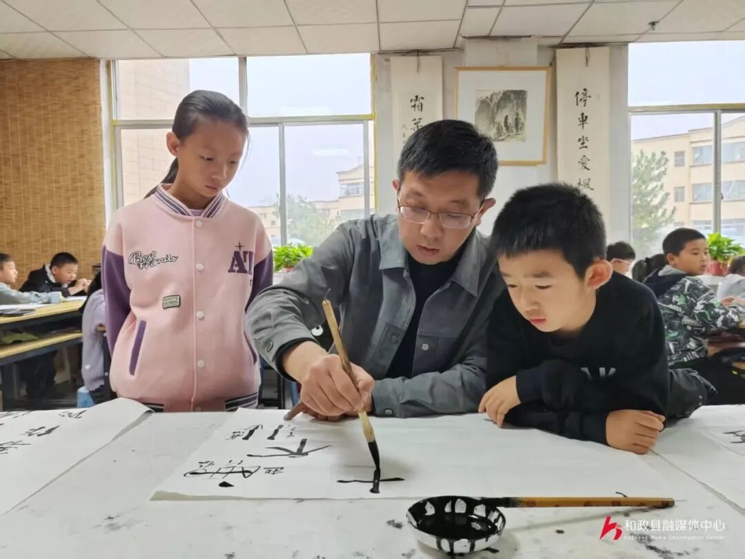 1760059620906394.jpg 杨磊4.jpg